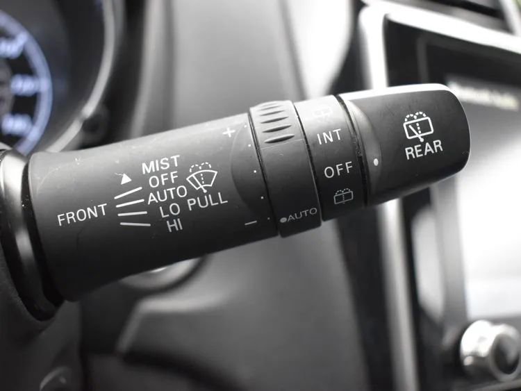 Used 2025 Mitsubishi Outlander Sport ES AWD/4WD image 25