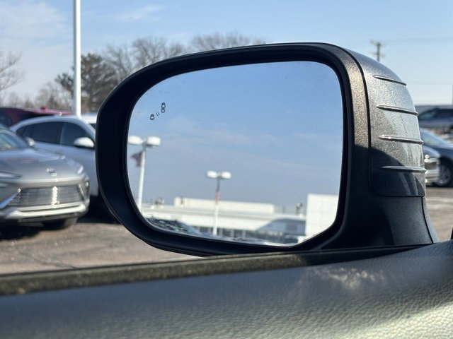 Used 2020 Kia Telluride S w/ S 8 Passenger Seating Package image 32