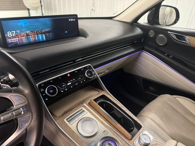 Used 2021 Genesis GV80 2.5T w/ Prestige Package 05 RWD image 33