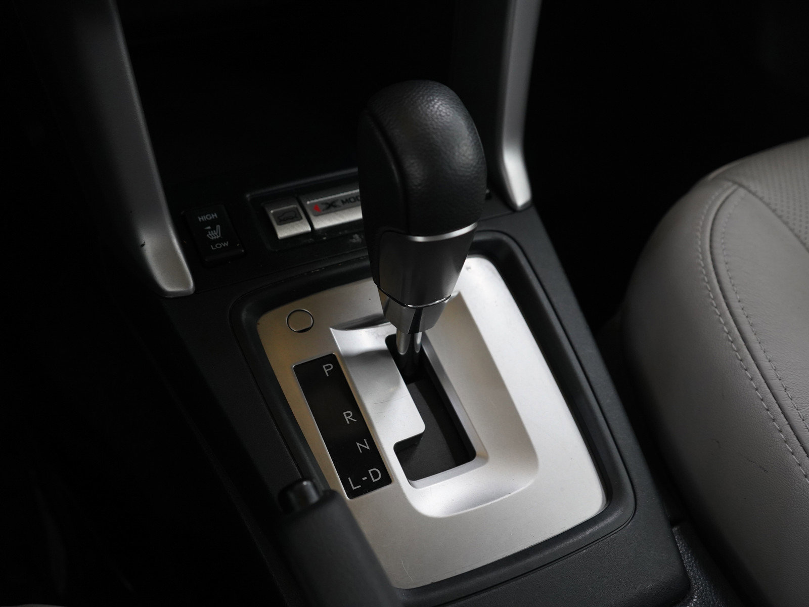 Used 2015 Subaru Forester 2.5i Limited w/ Popular Package #2 image 24