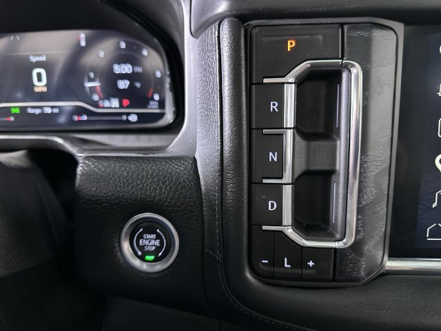 Used 2024 GMC Yukon XL Denali w/ Advanced Technology Package AWD/4WD image 16