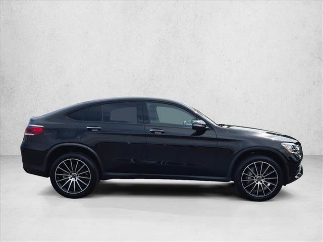 Used 2023 Mercedes-Benz GLC 300 4MATIC Coupe image 4