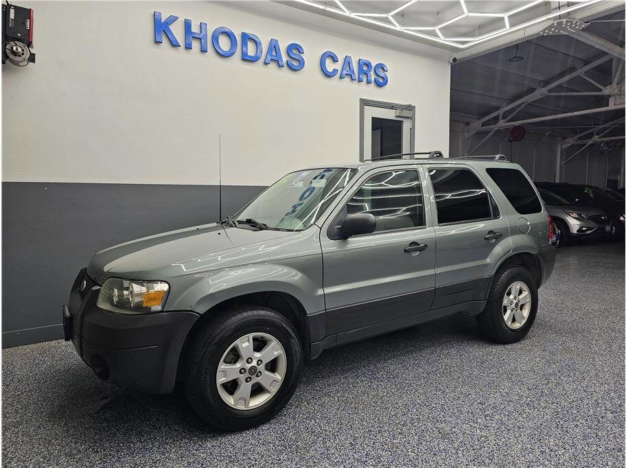 Used 2006 Ford Escape XLT image 2