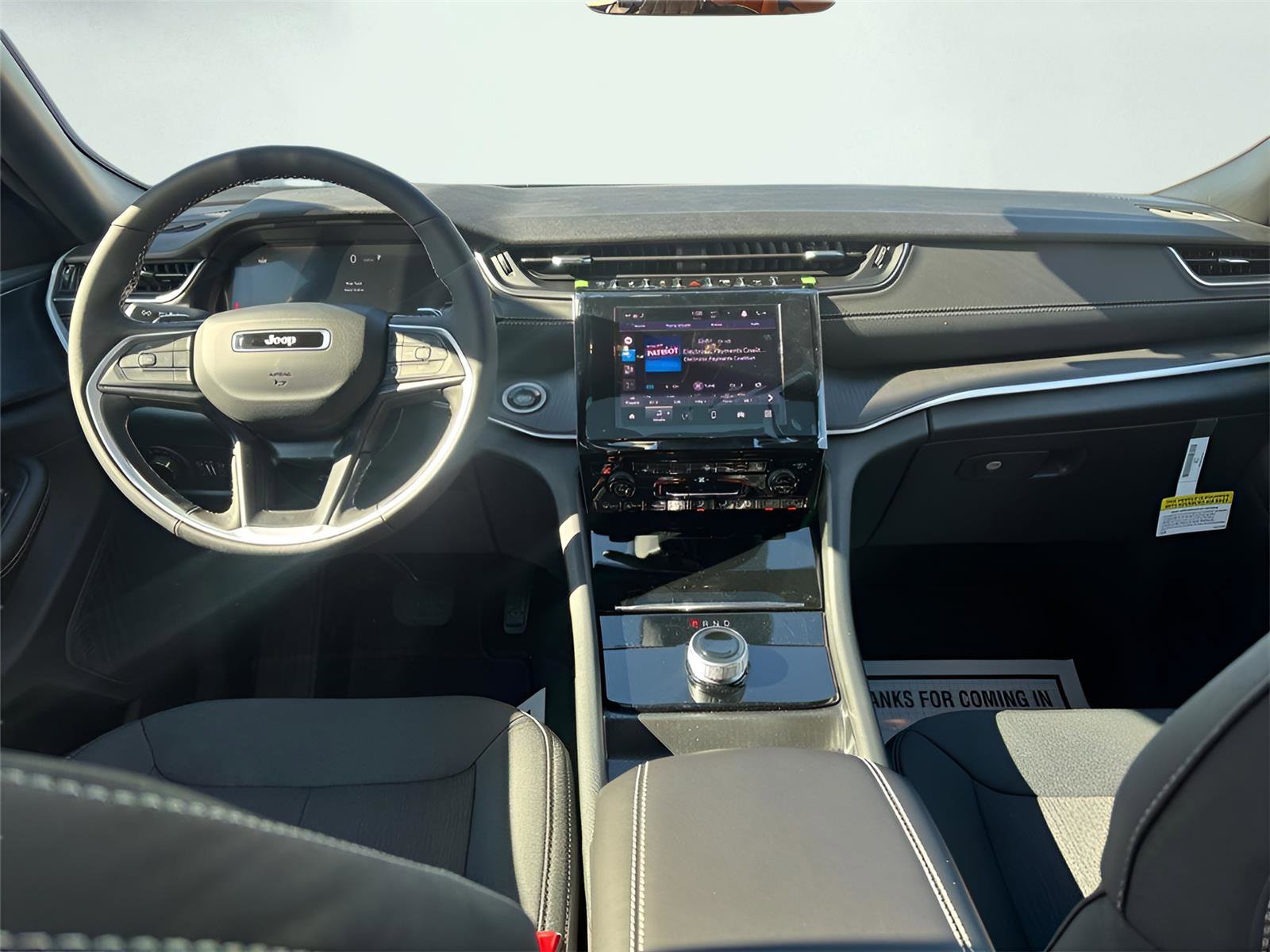 New 2025 Jeep Grand Cherokee L Laredo w/ Luxury Tech Group I image 10