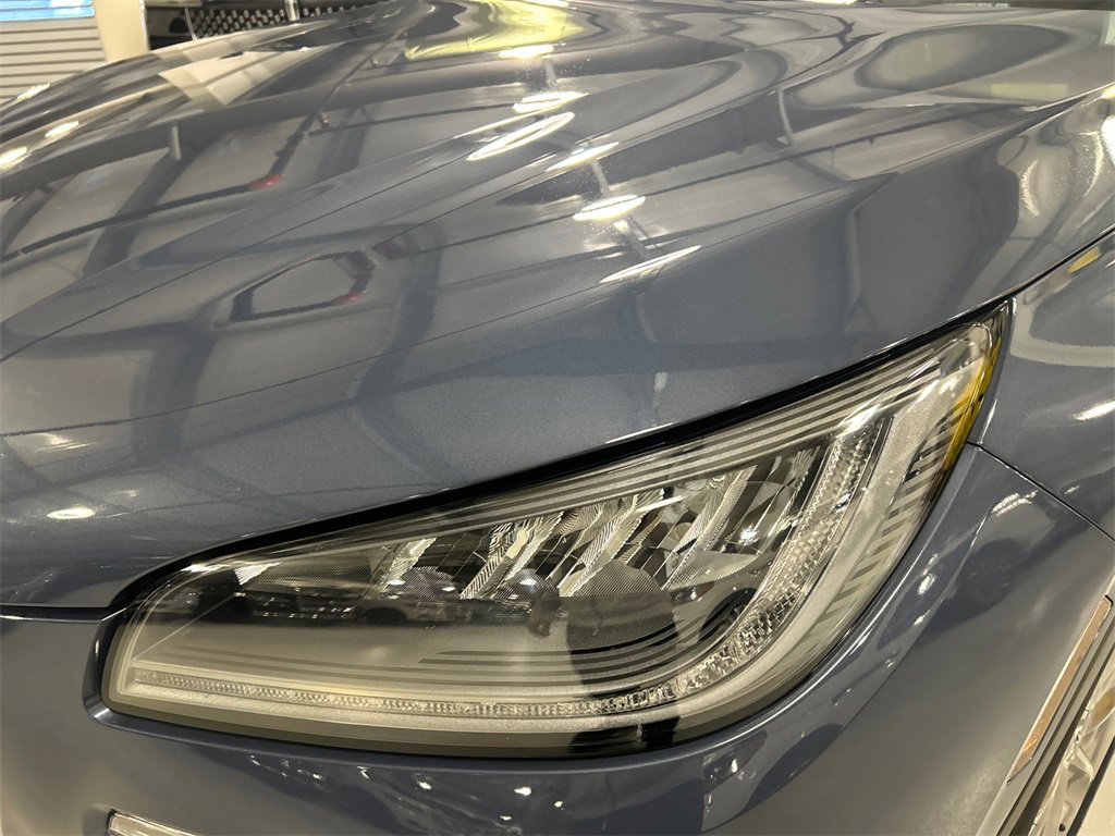 Certified 2022 Lincoln Corsair AWD w/ Premium Package image 7
