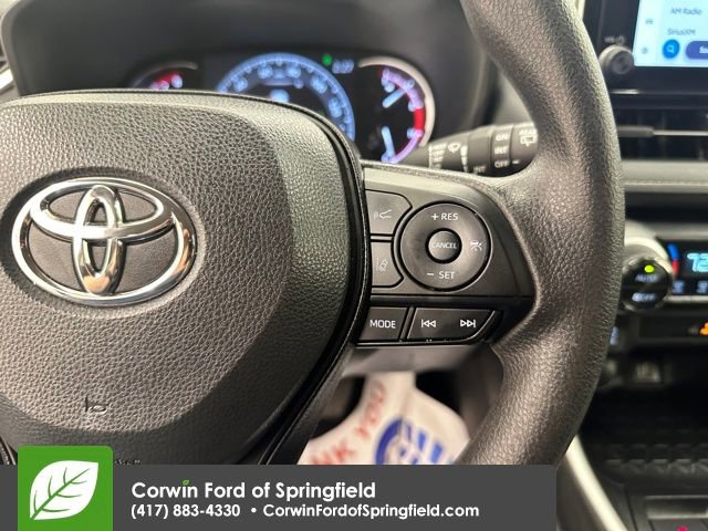 Used 2025 Toyota RAV4 XLE image 8