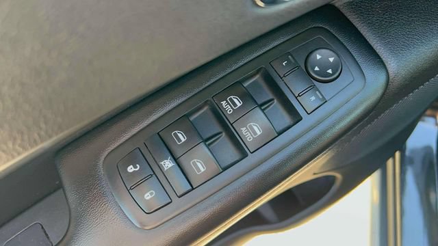 Used 2016 Dodge Durango SXT w/ Quick Order Package 23B AWD/4WD image 21