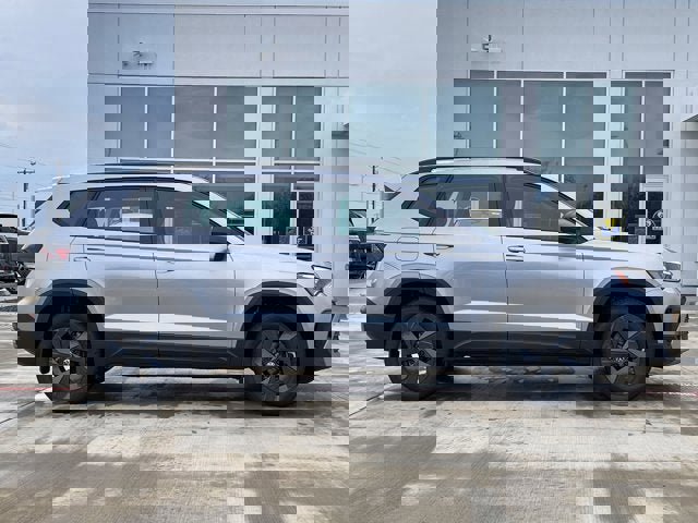 New 2026 Volkswagen Taos S image 7