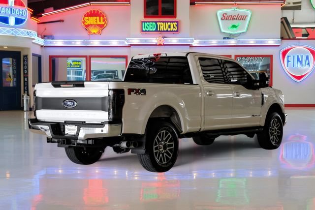 Used 2019 Ford F250 Lariat w/ Lariat Value Package AWD/4WD image 3
