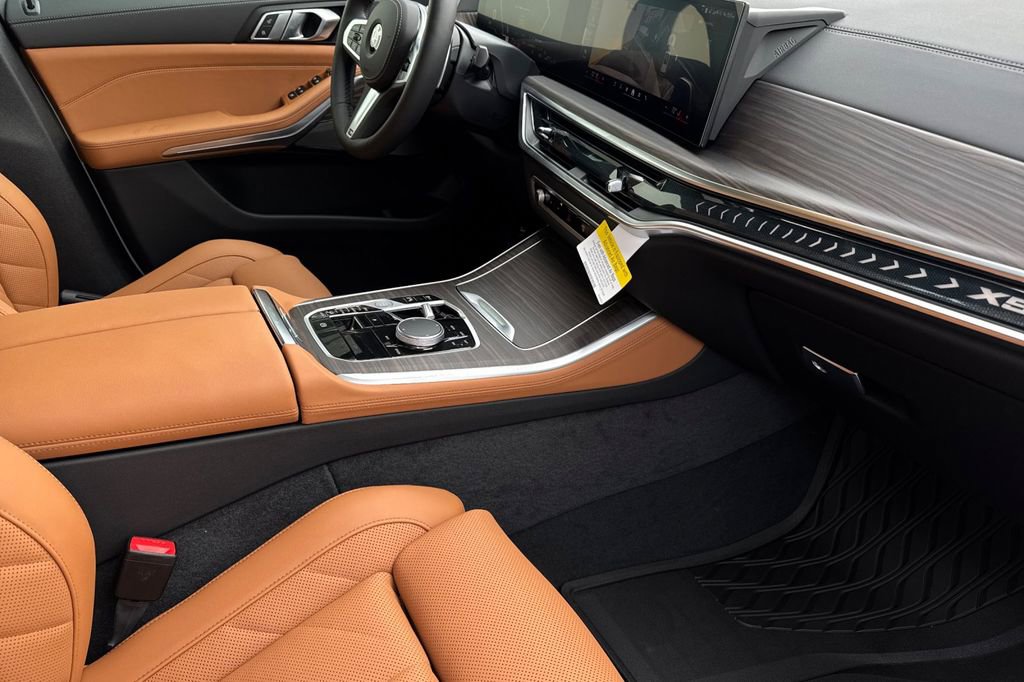 New 2026 BMW X5 xDrive40i w/ M Sport Package image 17