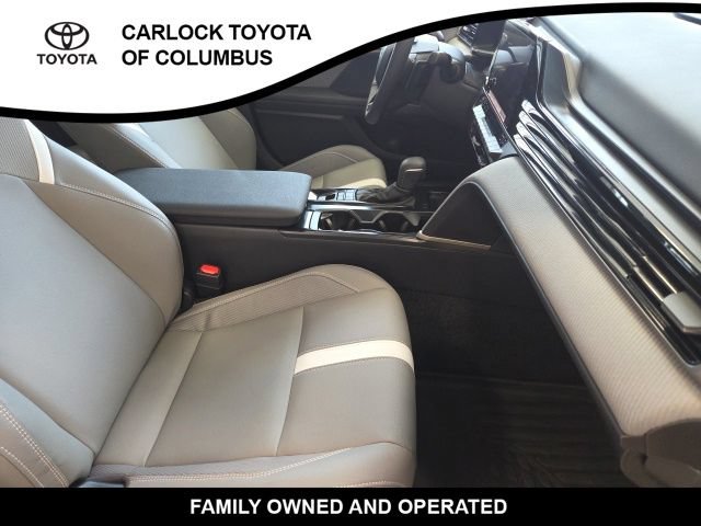 Used 2026 Toyota Camry SE w/ Convenience Package FWD image 21