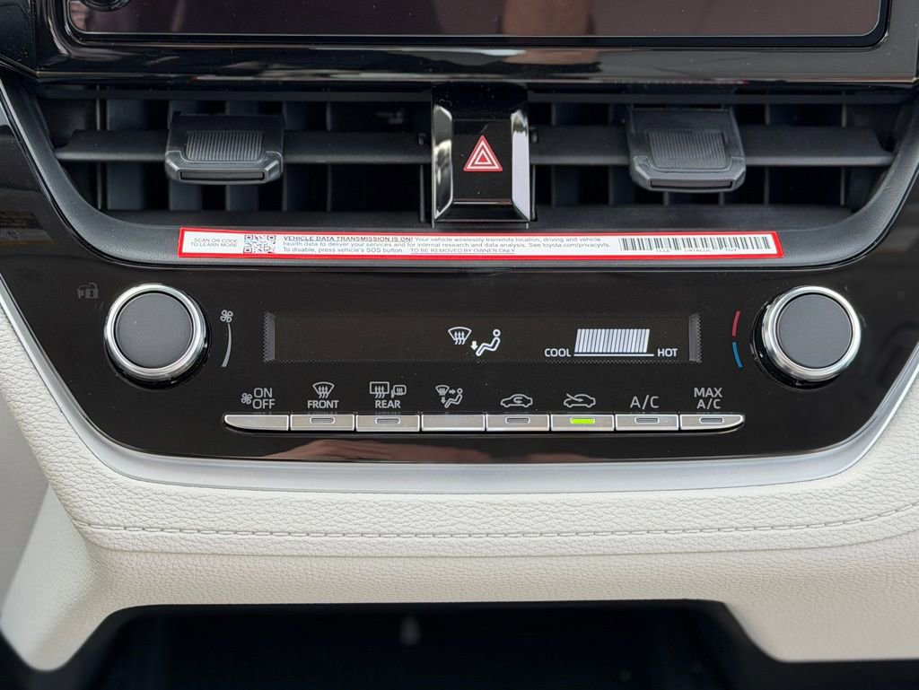 Used 2026 Toyota Corolla Cross L image 14