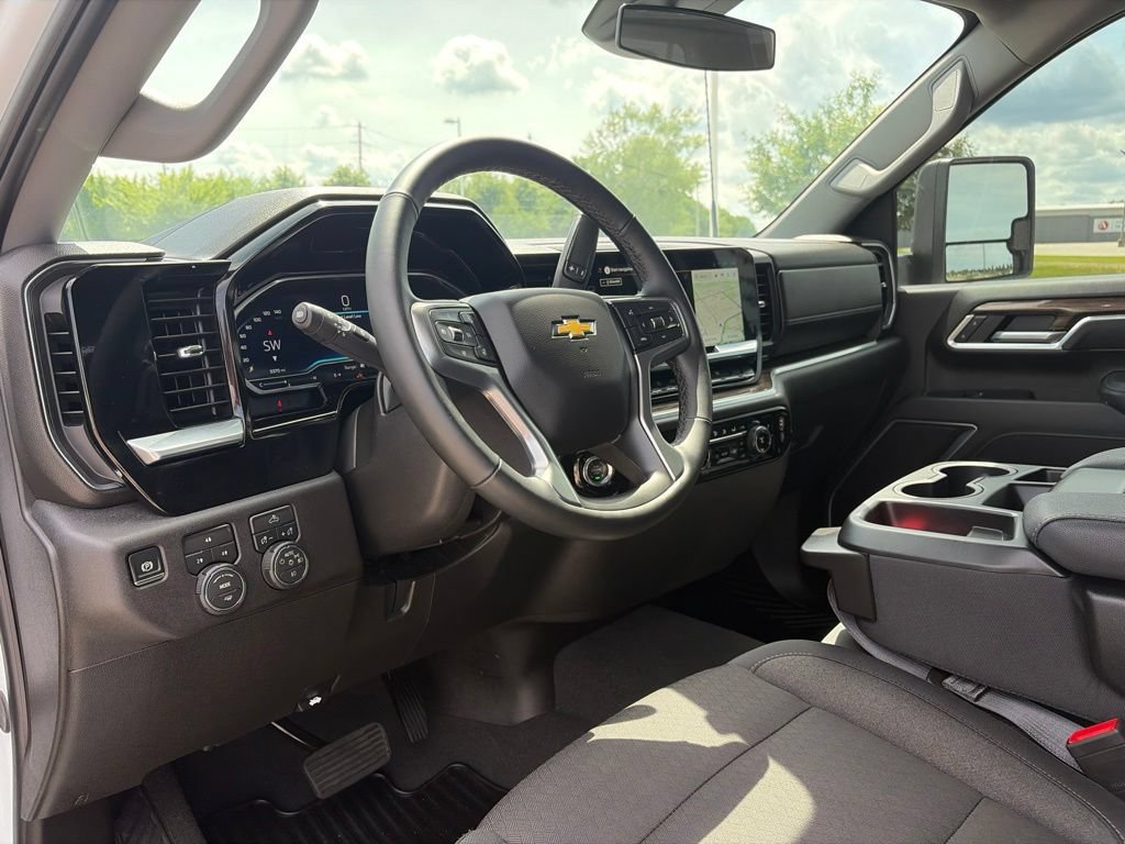Used 2025 Chevrolet Silverado 2500 LT w/ Convenience Package AWD/4WD image 48