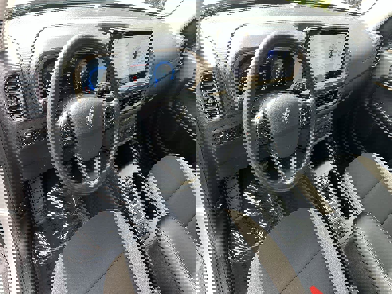 Used 2025 Ford Bronco Sport Big Bend image 2