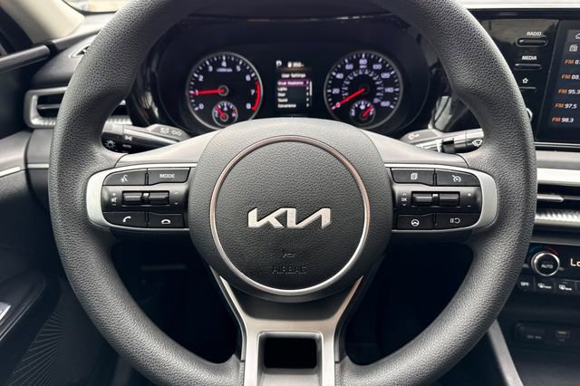 Certified 2023 Kia K5 LXS FWD image 28