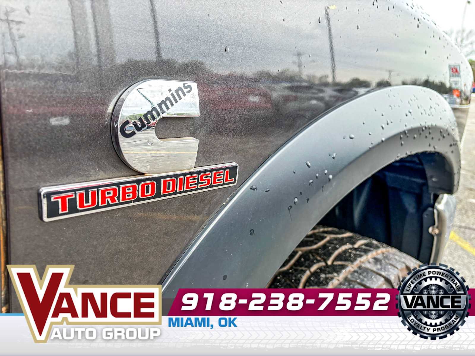 Used 2018 RAM 2500 Tradesman w/ Chrome Appearance Group image 9