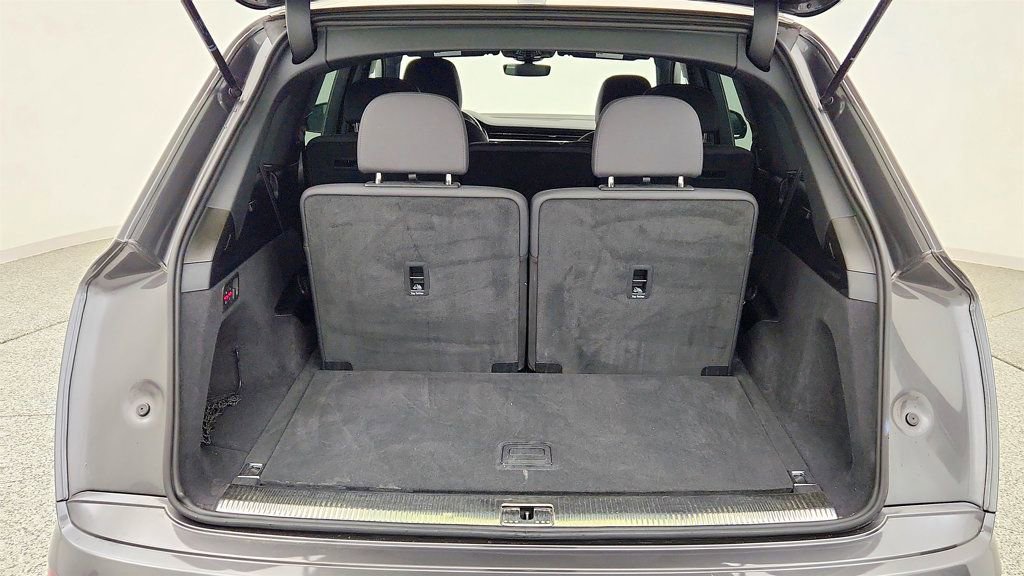 Used 2025 Audi Q7 3.0T Premium Plus AWD/4WD image 22