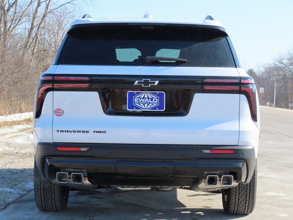 New 2026 Chevrolet Traverse LT w/ Midnight/Sport Edition image 16
