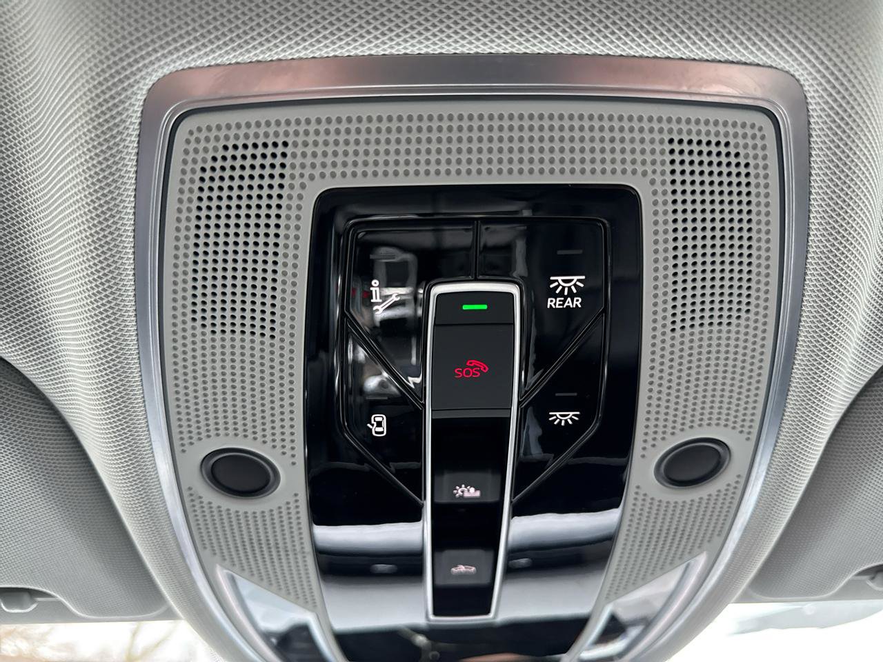 Used 2021 Audi A8 L 3.0T w/ Executive Plus Package image 71