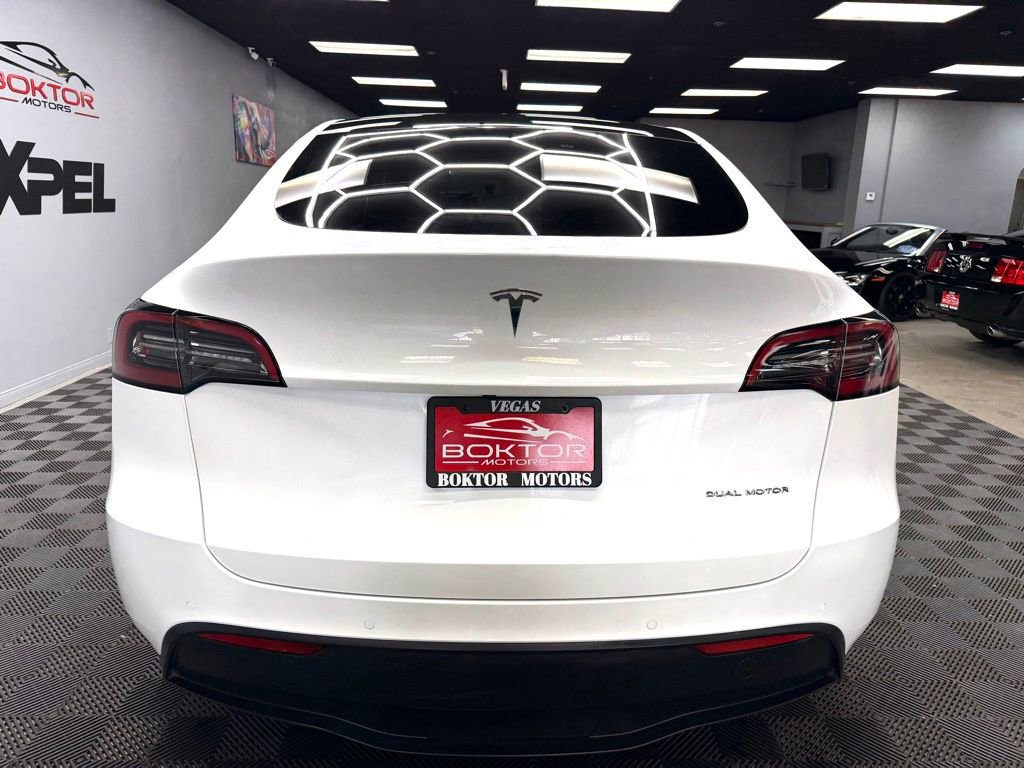 Used 2022 Tesla Model Y Long Range AWD/4WD image 12