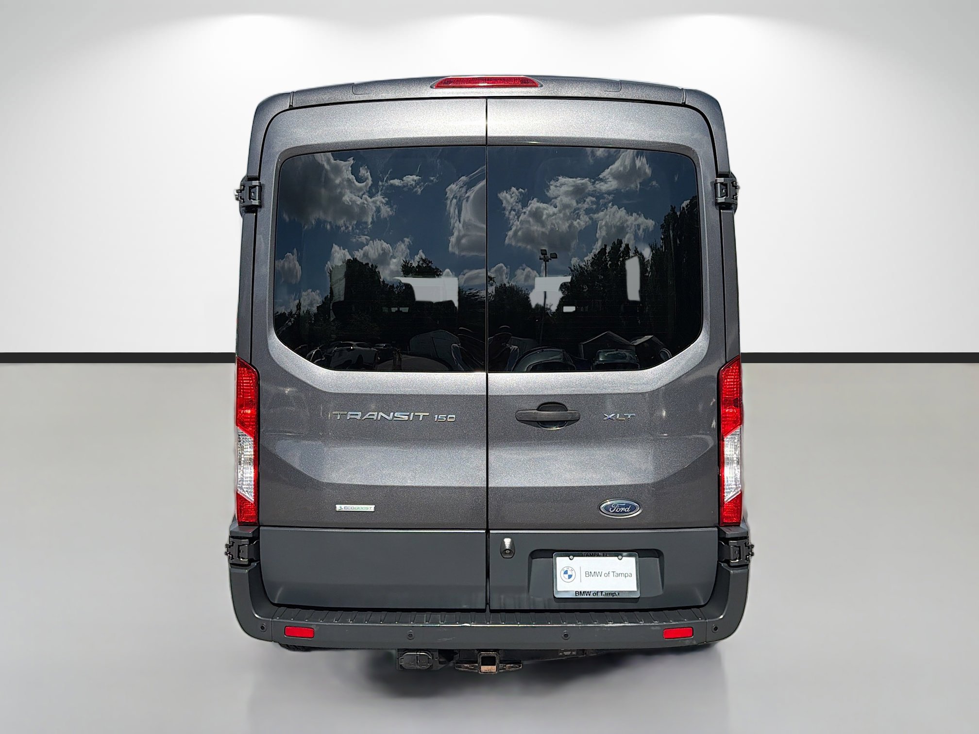 Used 2017 Ford Transit 150 XLT RWD image 4