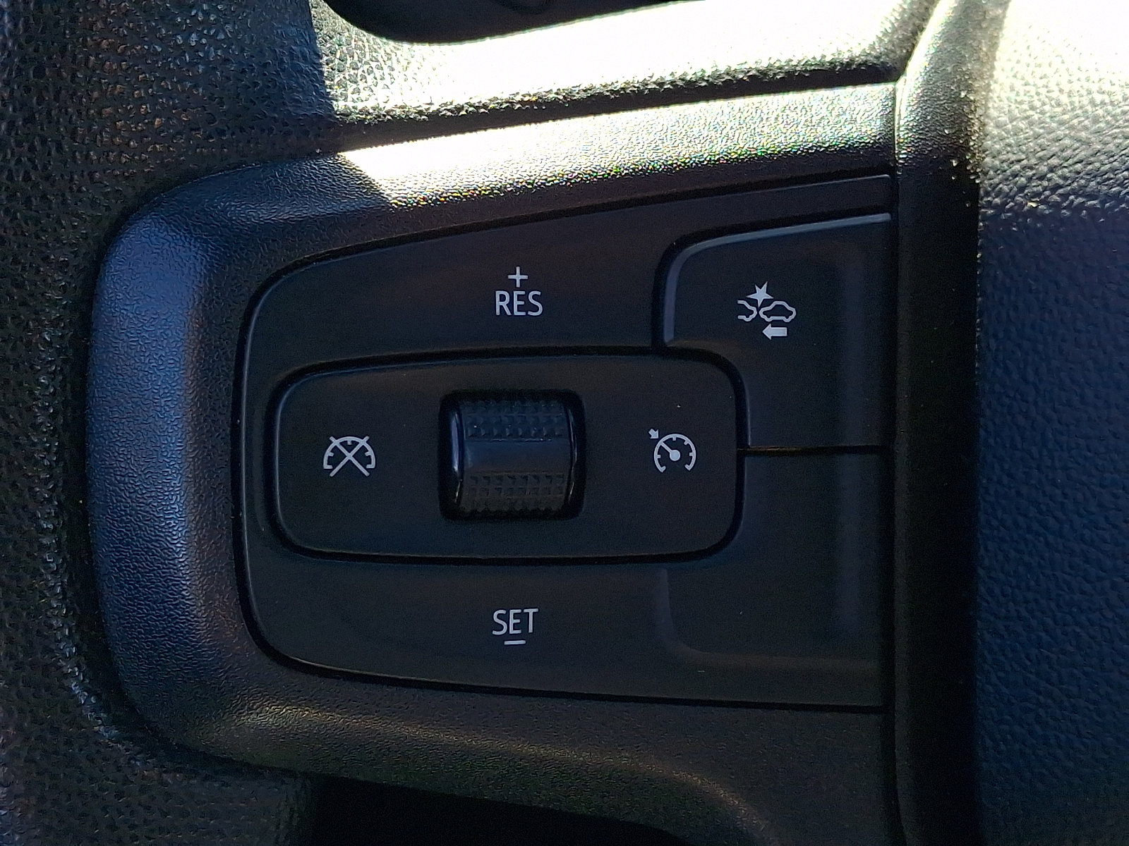 Used 2024 Chevrolet Silverado 1500 Custom AWD/4WD image 21