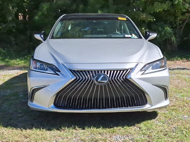 Used 2019 Lexus ES 350 w/ Accessory Package 2 FWD image 2
