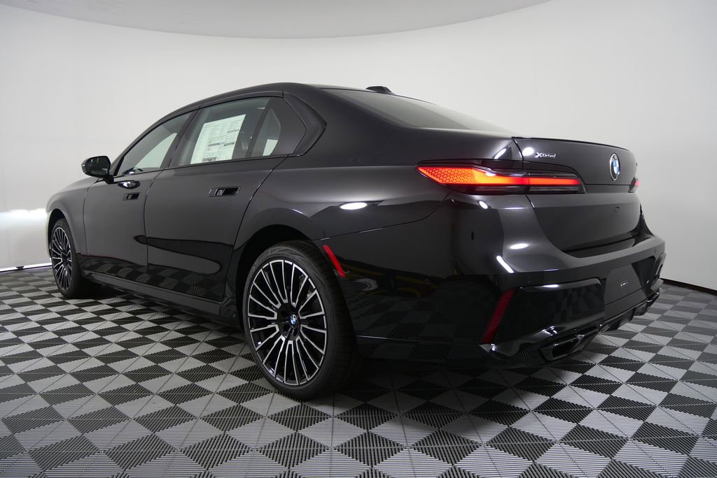 New 2026 BMW 760i xDrive w/ Executive Package image 5