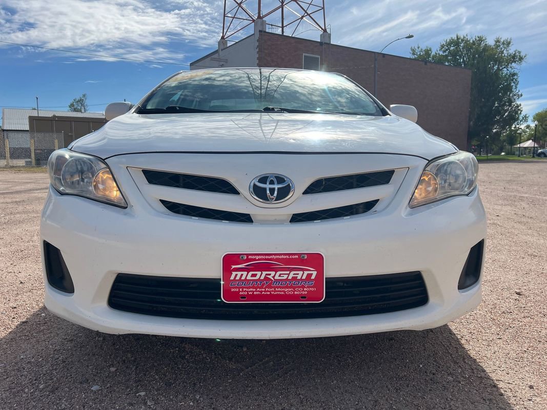 Used 2012 Toyota Corolla LE image 2