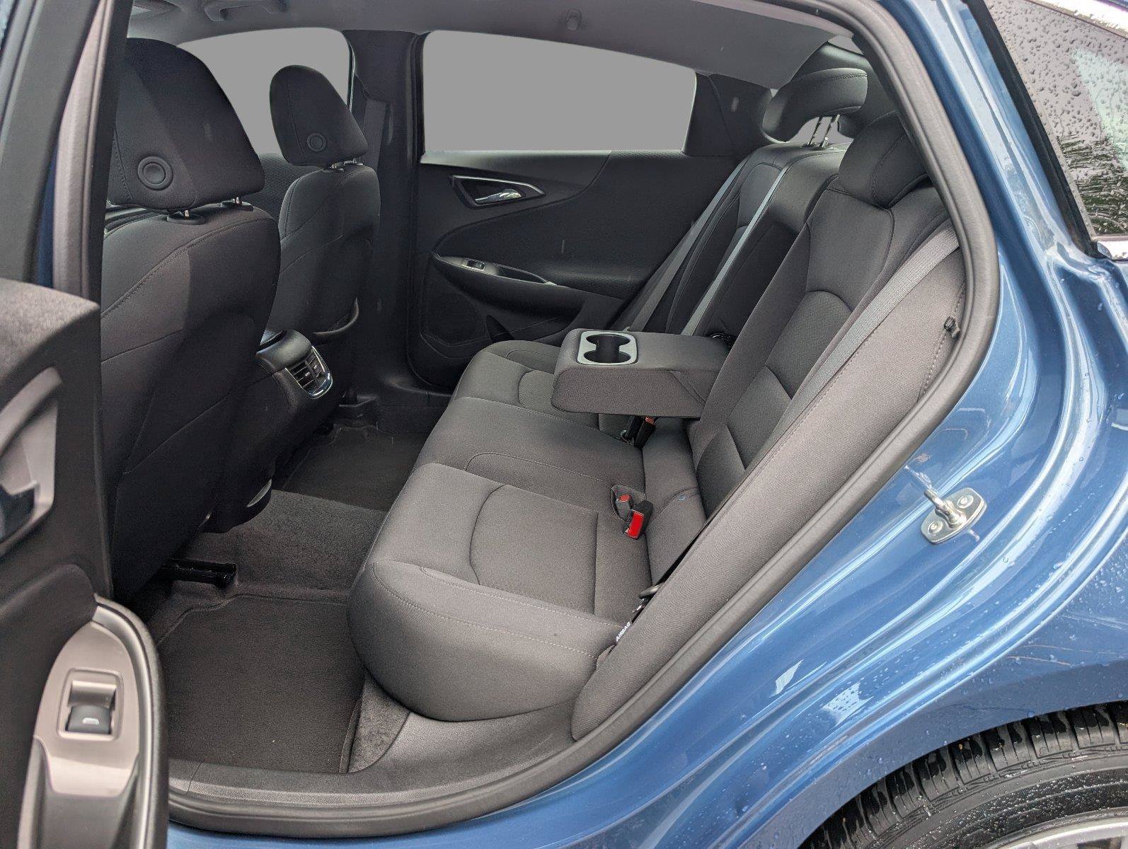 Used 2025 Chevrolet Malibu LT FWD image 31