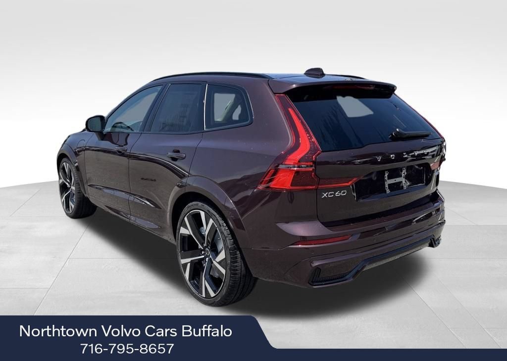 New 2026 Volvo XC60 T8 Ultra w/ Climate Package AWD/4WD image 3