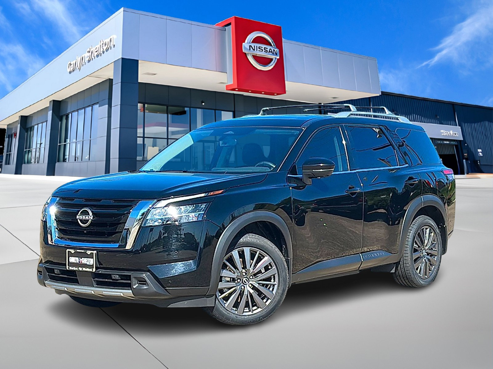 Used 2024 Nissan Pathfinder SL w/ SL Premium Package