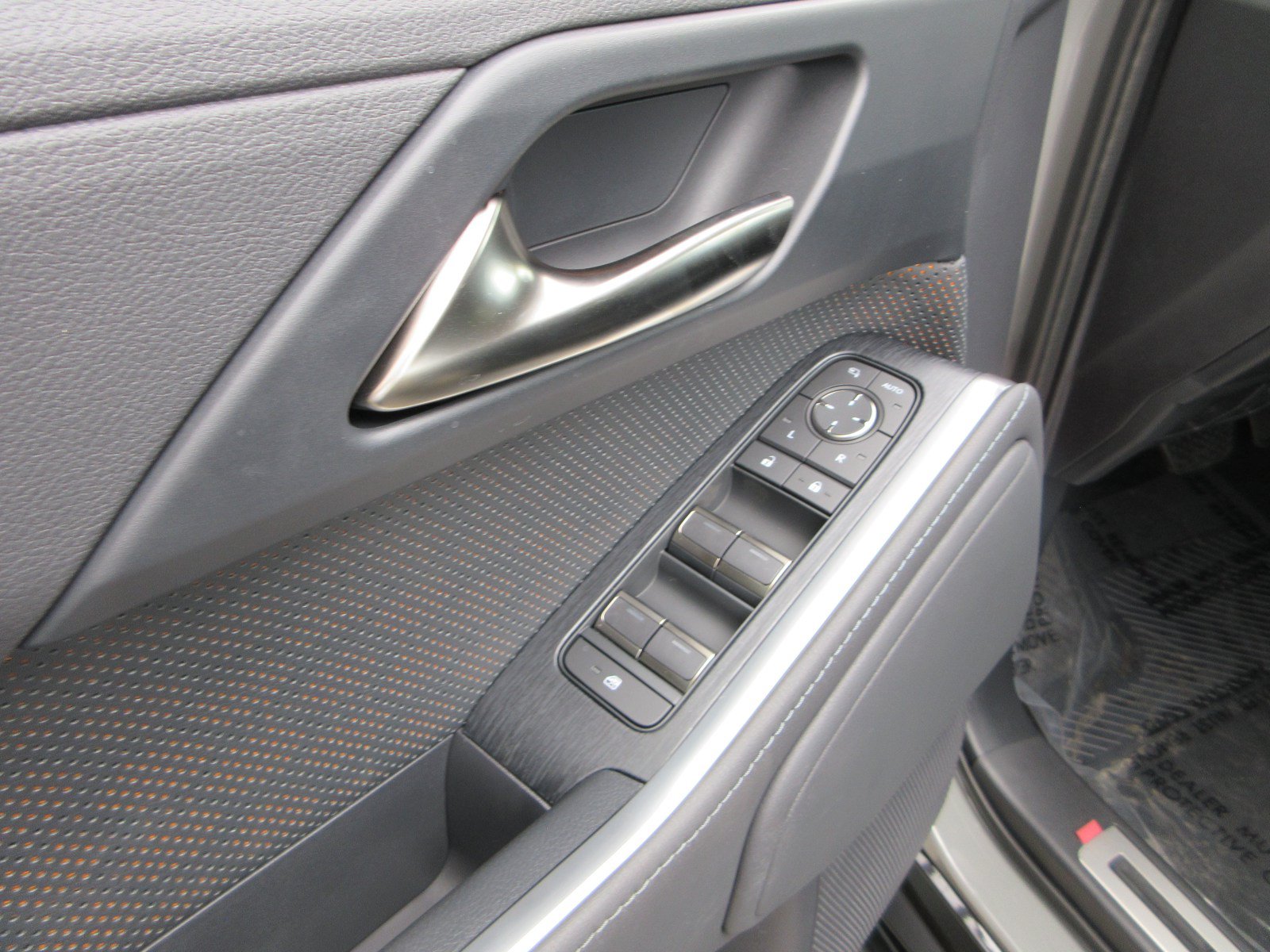 Used 2026 Lexus GX 550 w/ Cold Area Package AWD/4WD image 30