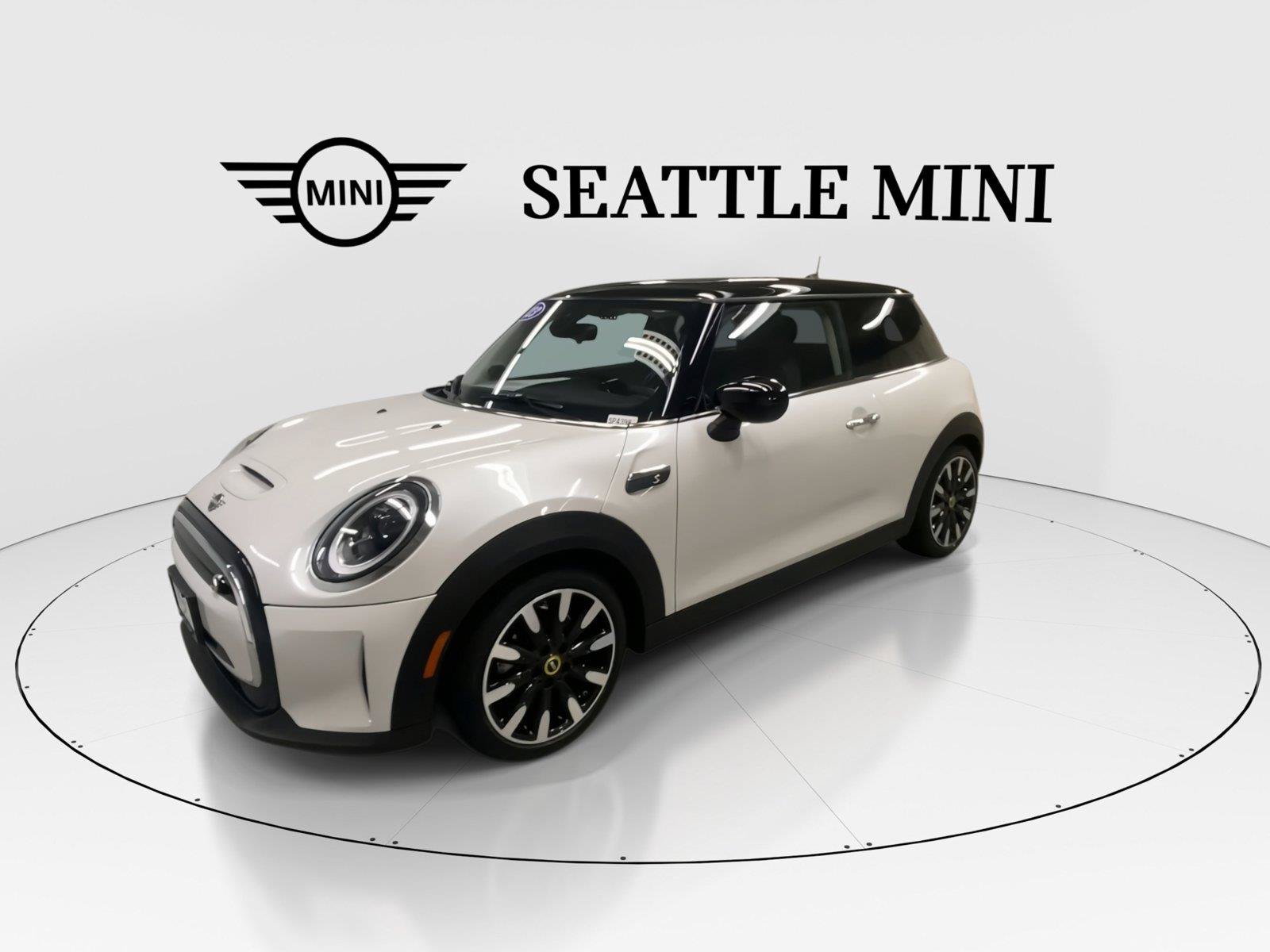 Used 2023 MINI Cooper SE FWD image 5