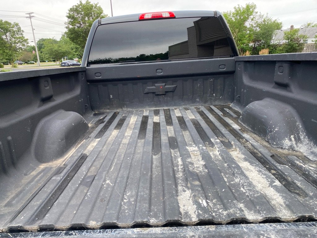 Used 2018 Chevrolet Silverado 1500 LT w/ All Star Edition image 21