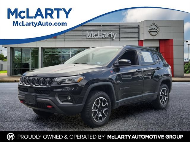 Used 2024 Jeep Compass Trailhawk