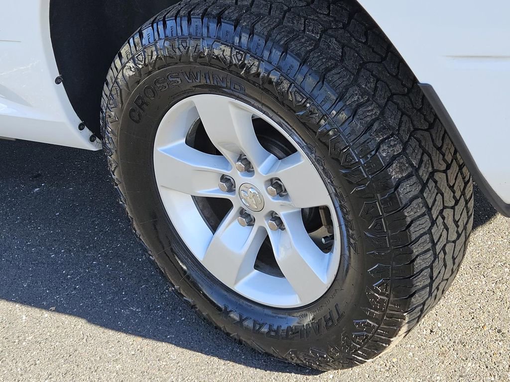 Used 2020 RAM 1500 Classic SLT image 7