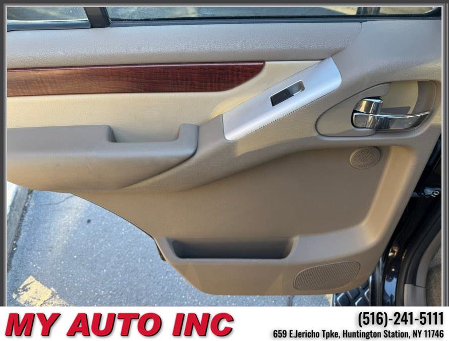 Used 2012 Nissan Pathfinder LE AWD/4WD image 33