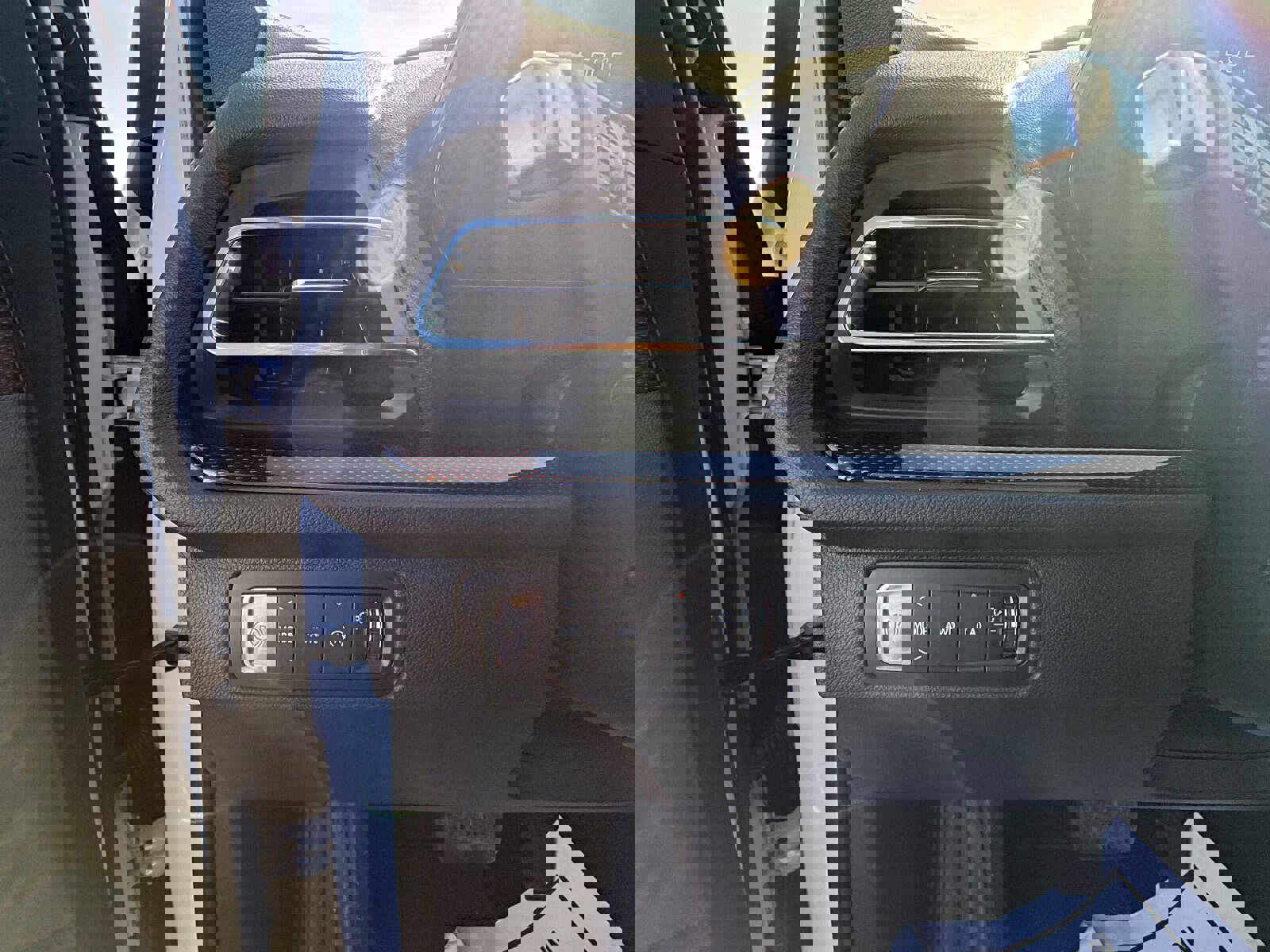 New 2026 Chevrolet Traverse RS image 22