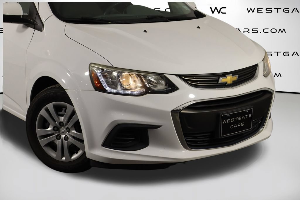Used 2017 Chevrolet Sonic LT FWD image 43