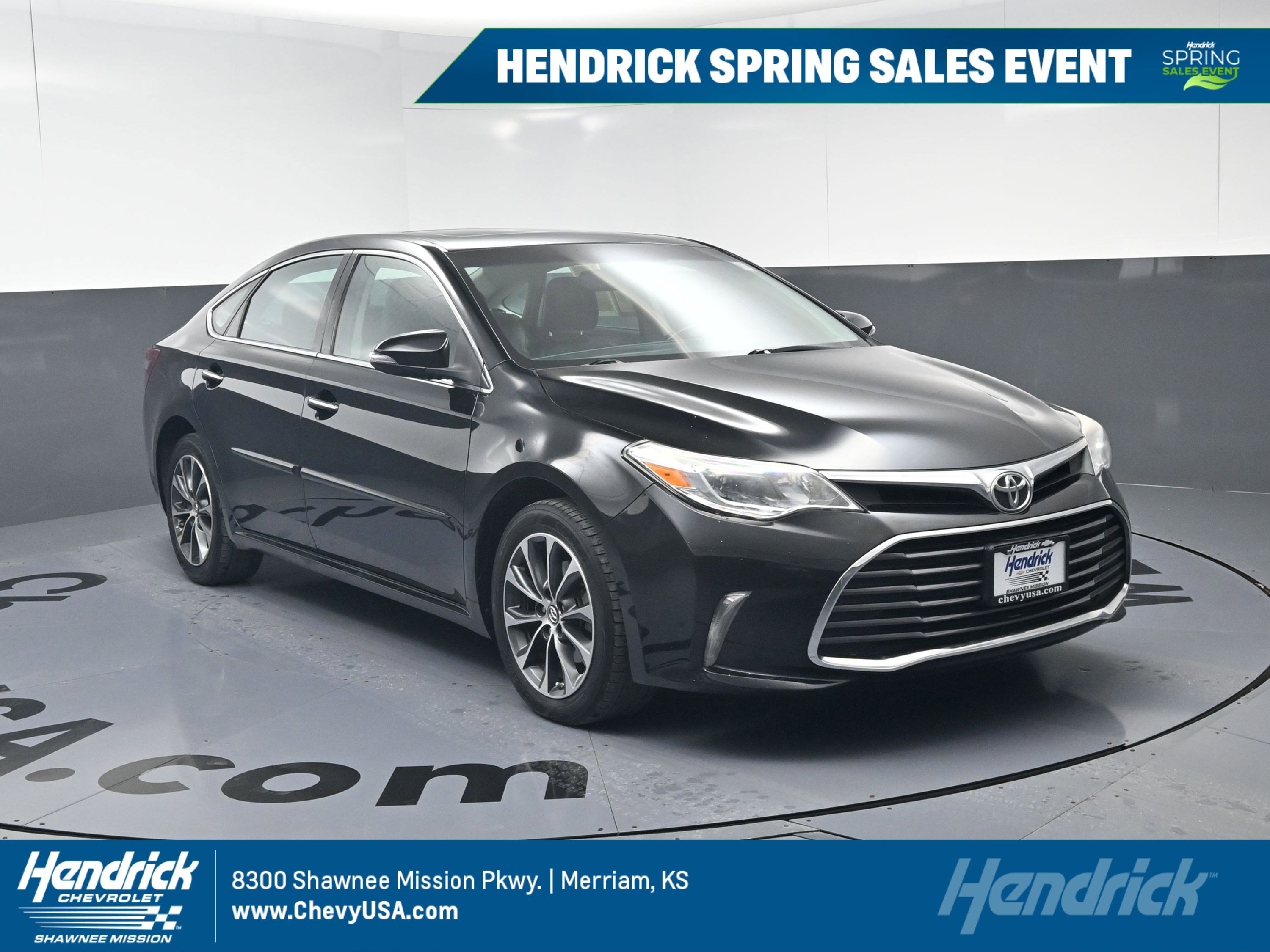 Used 2016 Toyota Avalon XLE Premium image 1