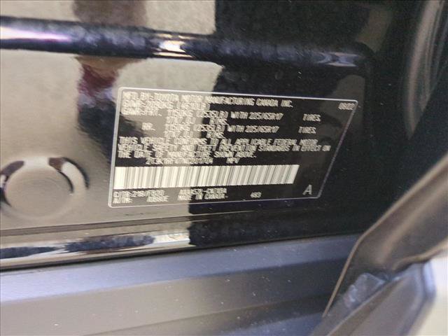 Used 2022 Toyota RAV4 LE FWD image 15