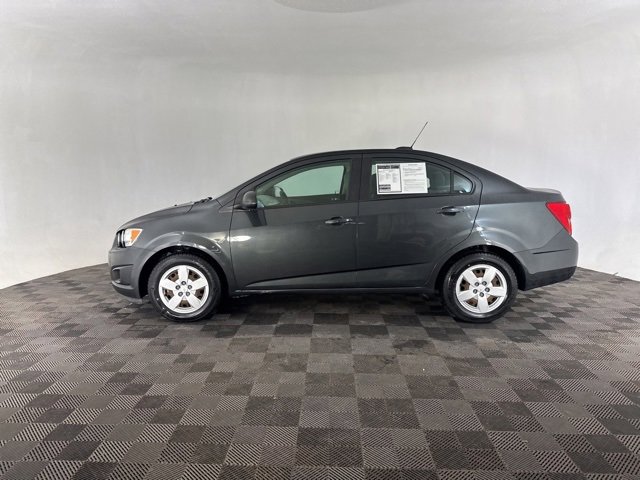 Used 2016 Chevrolet Sonic LS image 4