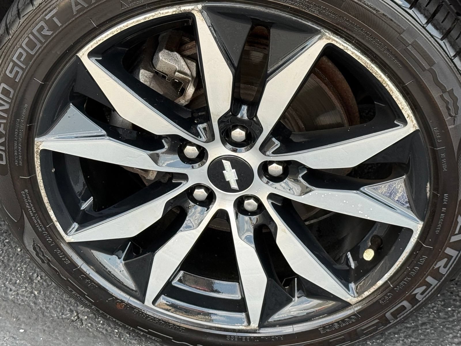 Used 2017 Chevrolet Malibu LT FWD image 11