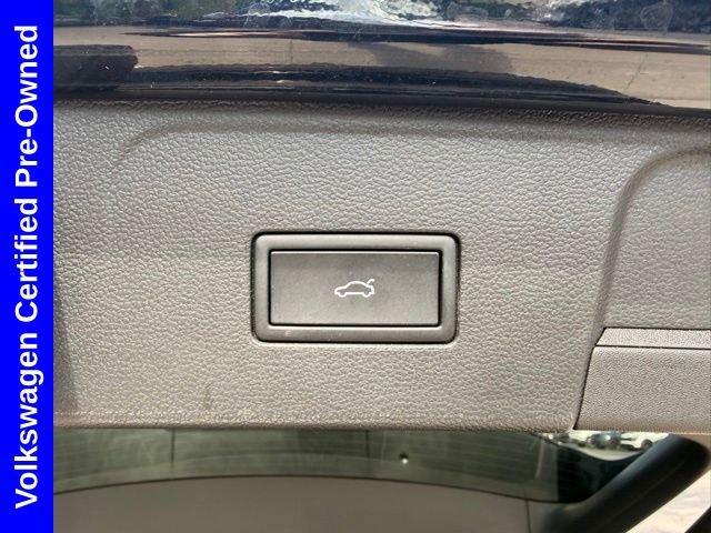 Used 2025 Volkswagen Atlas SEL AWD/4WD image 10