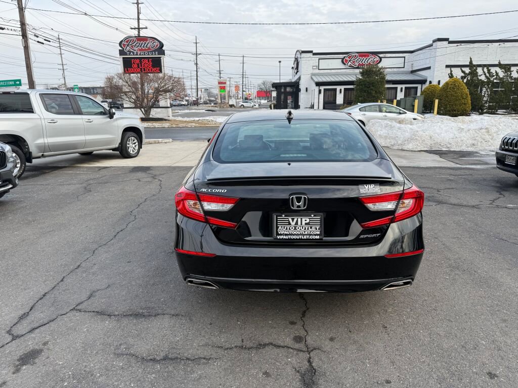 Used 2022 Honda Accord Sport image 6
