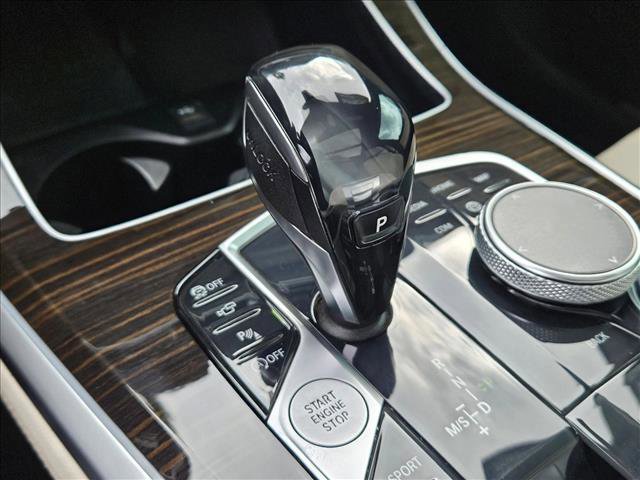 Used 2025 BMW X3 xDrive30i w/ Premium Package image 13