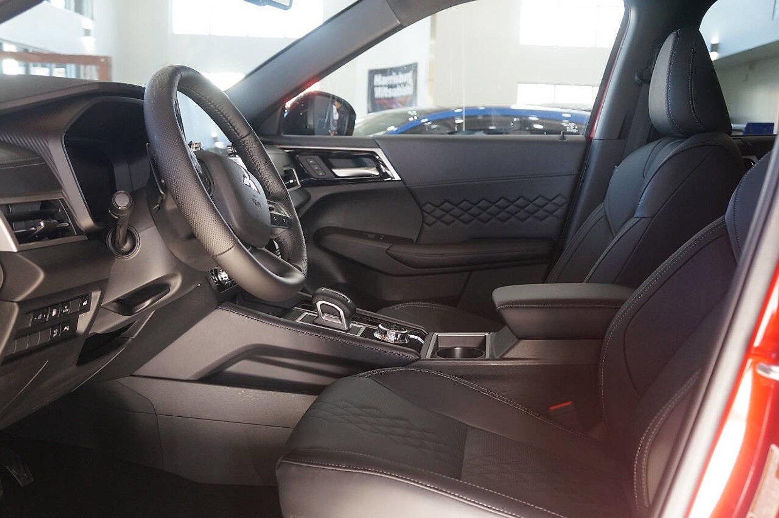 New 2025 Mitsubishi Outlander SEL Black Edition image 22