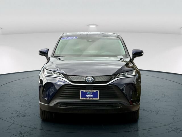Used 2024 Toyota Venza LE AWD/4WD image 9