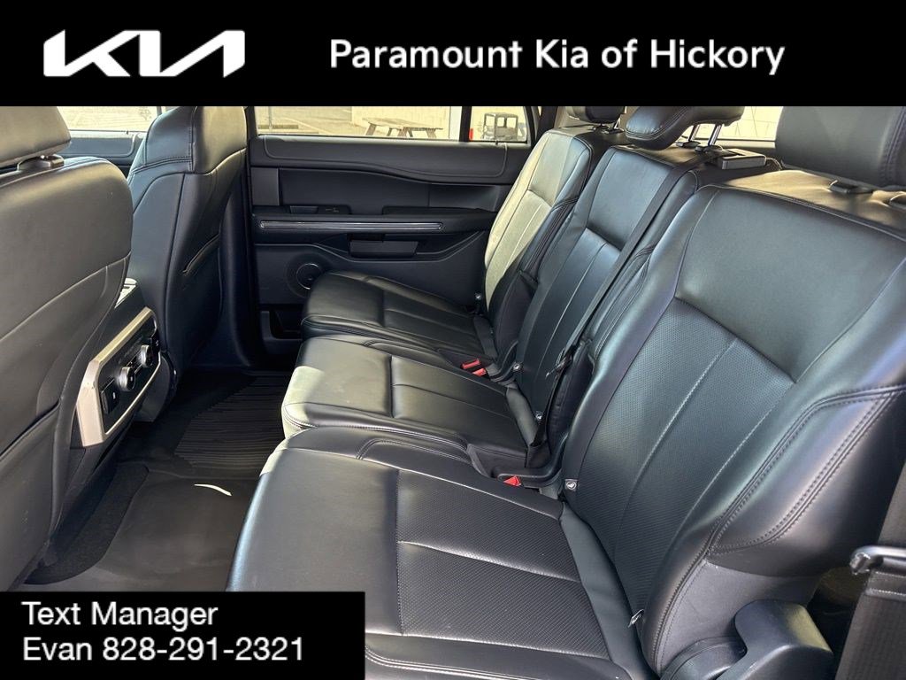 Used 2024 Ford Expedition Max XLT image 16